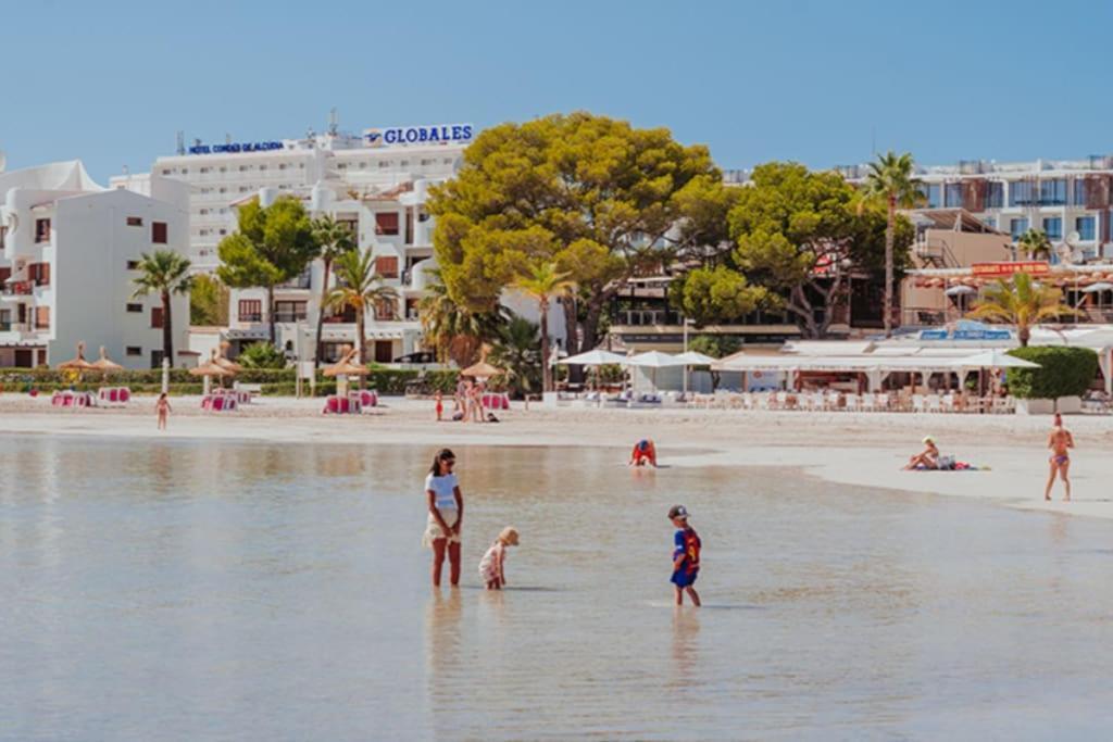 Tranquilo Apartamento Con Vistas Al Mar. Port de Alcudia  Exteriör bild